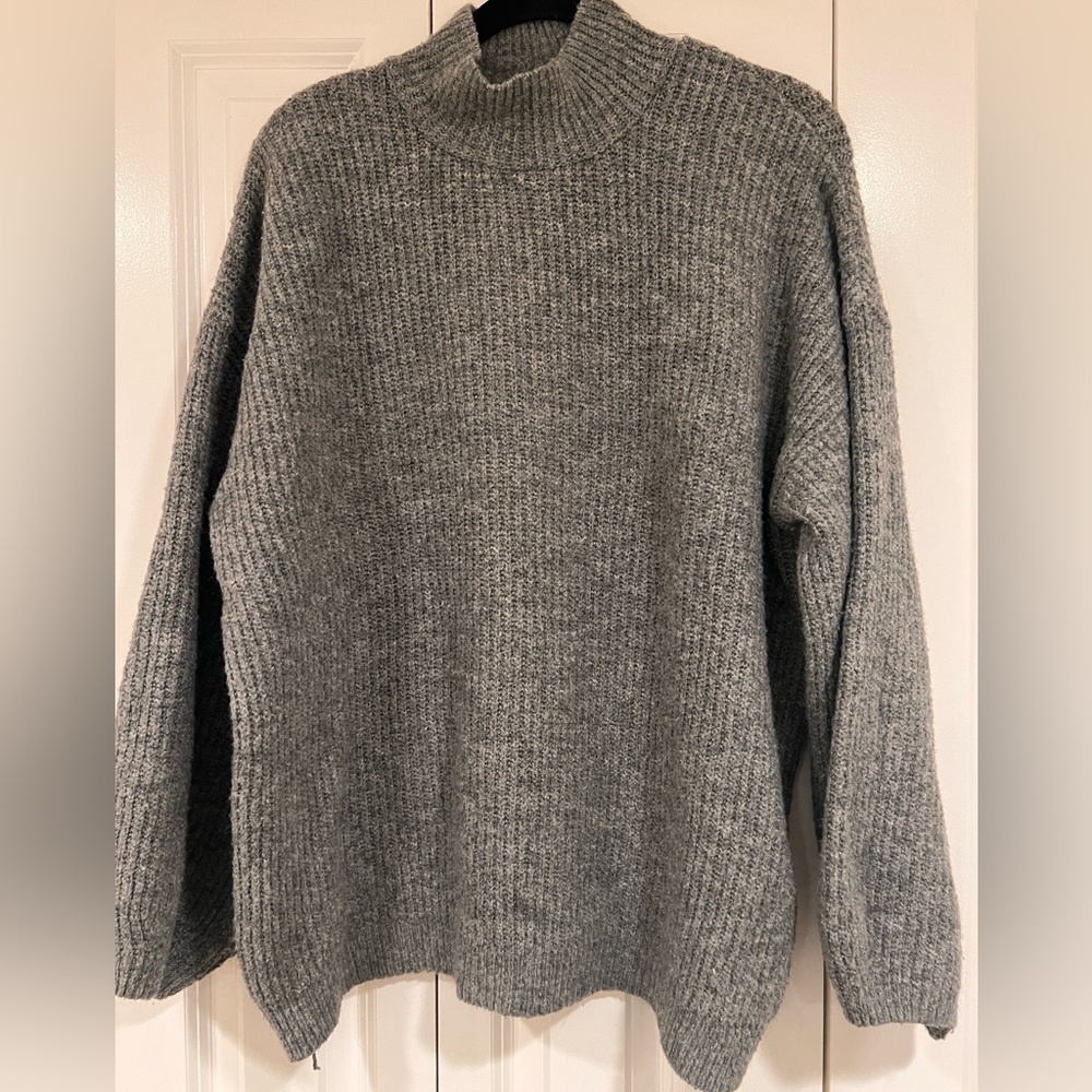 Grey sweater